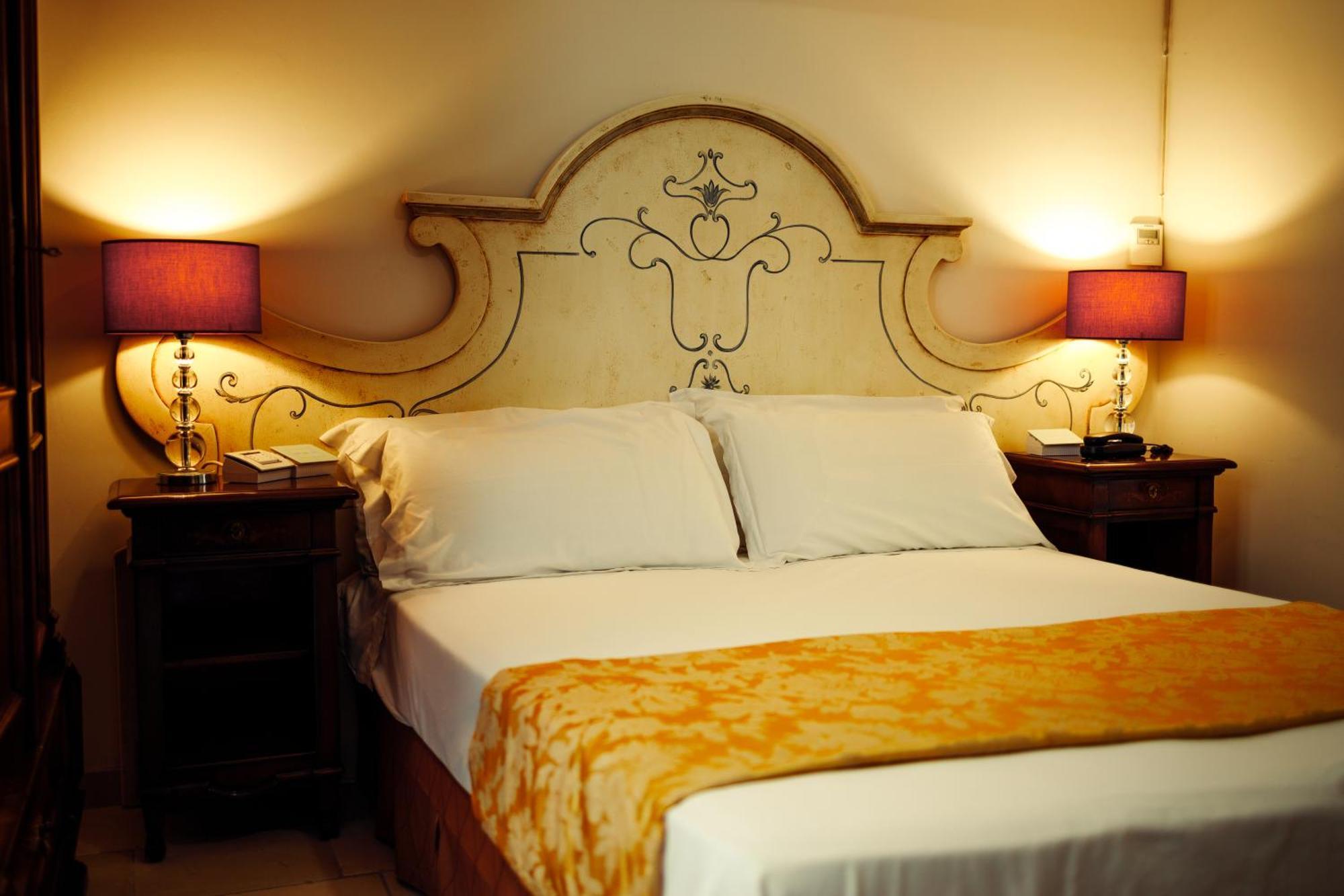 Vico Regio Hotel Казарано Экстерьер фото